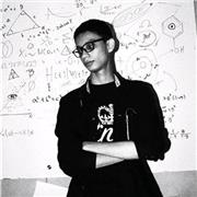 Docente de Arte contemporáneo, enseñando las distintas maneras de creación artistica